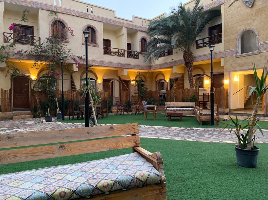 Tarakhan hotel dahab located approximately 96 km from Sharm el-Sheikh International Airport, a few minutes walk from Dahab Beach, 10 minutes walk from Big Blue Dive Center and 2.5 km from the lagoon.